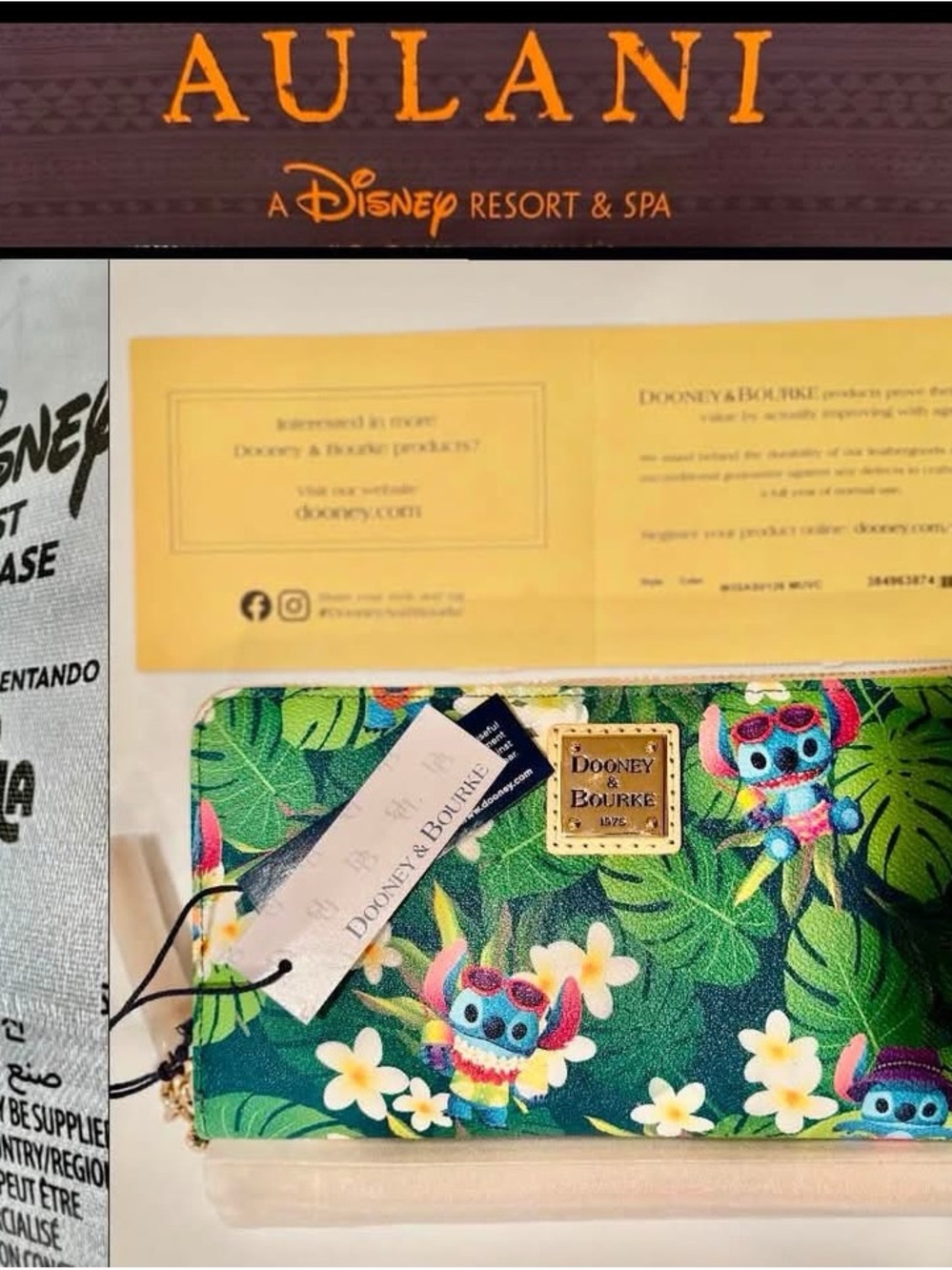 Dooney & Bourke Exclusive Aulani Resort & Spa Disney Lilo & Stitch wristlet NEW